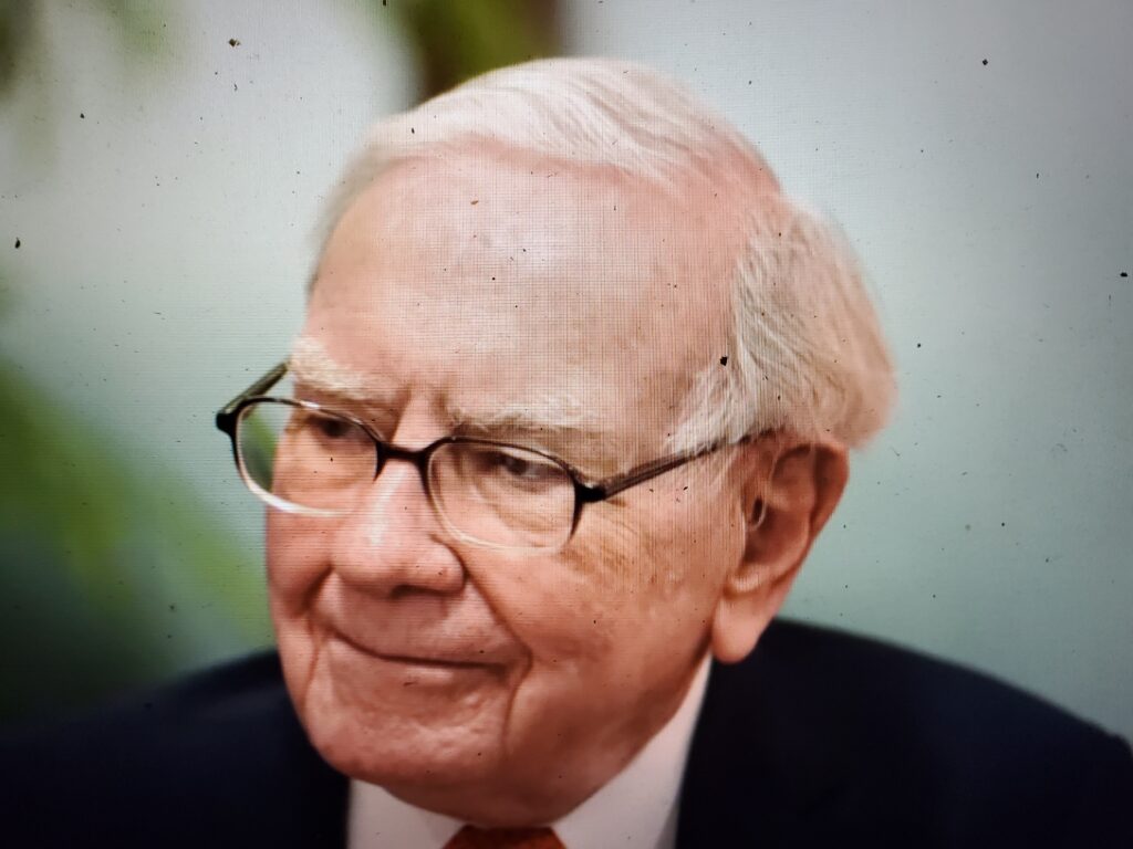 legendary warren buffet money stories
